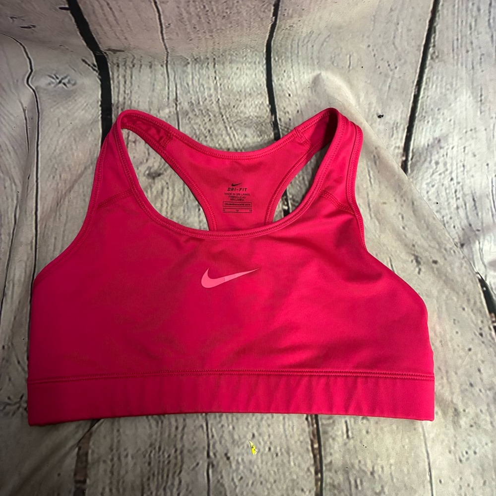 Nike Women’s Pro Classic Pink Swoosh Dri-FIT Fuschia Racerback Sports Bra‎ Sz M